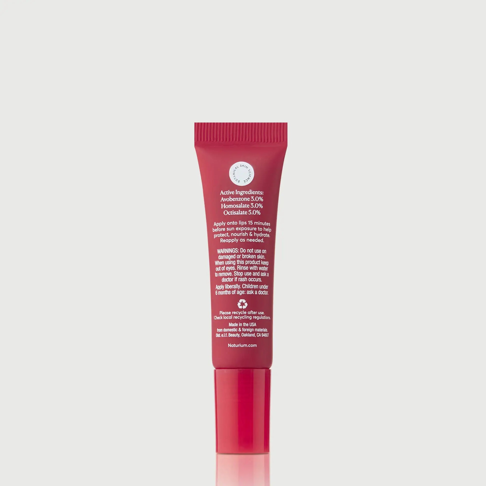 phyto-glow-lip-balm-spf-45-oasis-b8 NATR-10125_PhytoGlow_SPF_Oasis_primary_capon_back_bonebkgd_1.webp