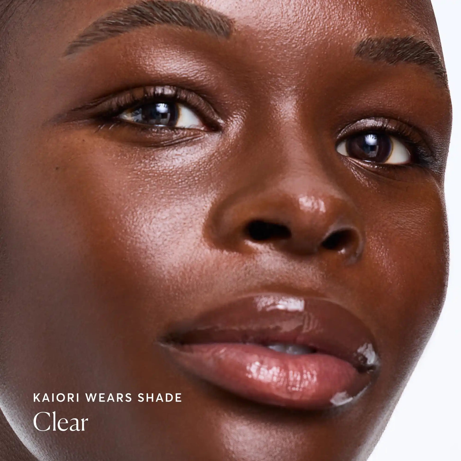 phyto-glow-lip-balm-clear-f0 NATR-60066-Alt-Images-Phyto-Glow-Lip-Balm-Clear-04.webp